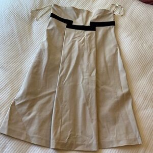Diane Von Furstenberg Ivory and Black Skirt